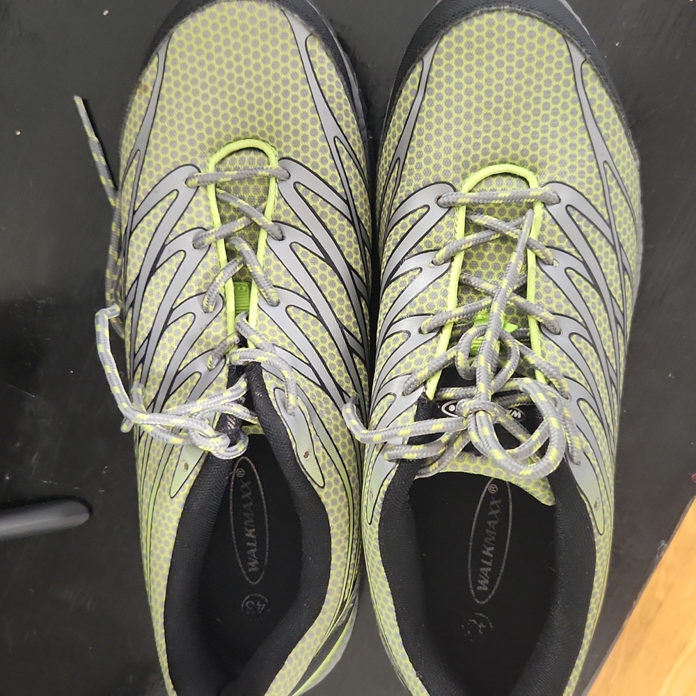 Walkmax Sneakers - Picture 2 of 2
